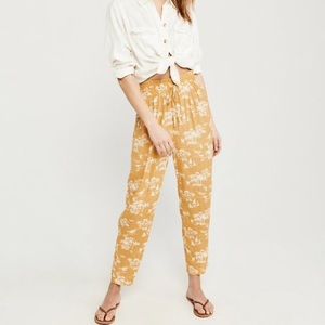 ➕ Abercrombie & Fitch A&F Smocked Waist Yellow Print Pants Sz XL